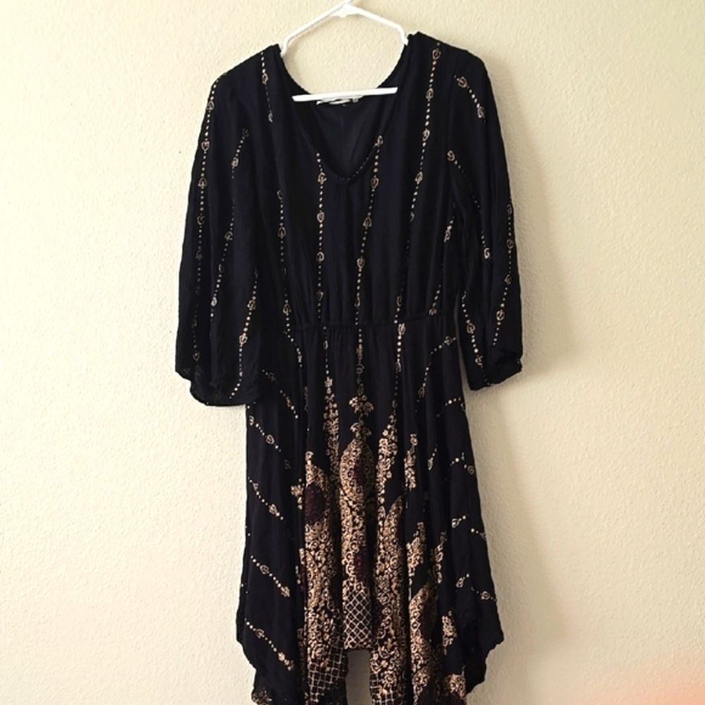LAPOGEE Elegant Black and Gold V-Neck Sundress with Dolman Sleeves large